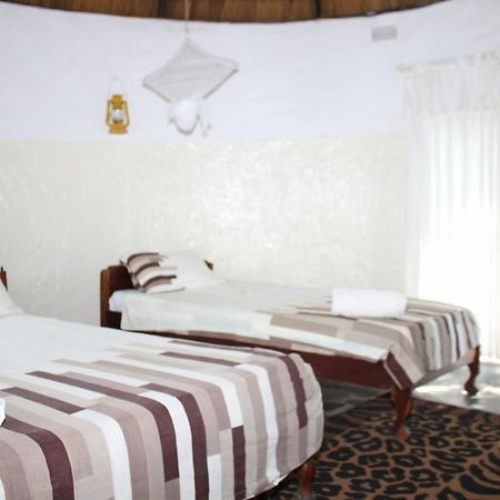 Reed Mat Lodge Lusaka Exteriér fotografie