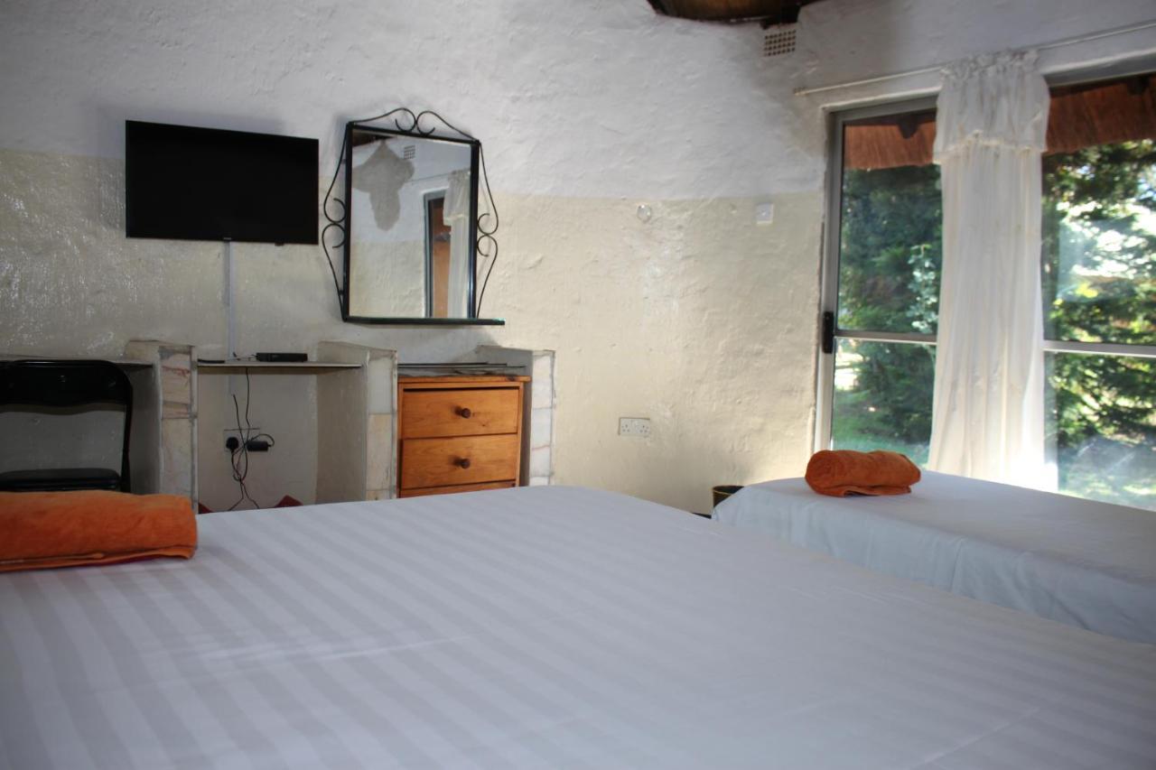 Reed Mat Lodge Lusaka Exteriér fotografie